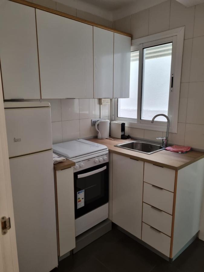 APARTAMENTO PRIMERA LINEA MAR CAMBRILS cerca PUERTO Cambrils Exterior foto